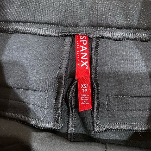 SPANX  Ponte Slim Straight Black Pants - Picture 2 of 5